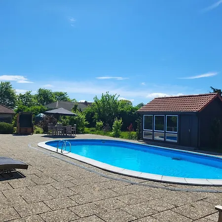 14 Bienenstock - Hof Wiesengrund *